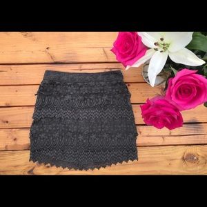 American Eagle - Lace Mini Skirt